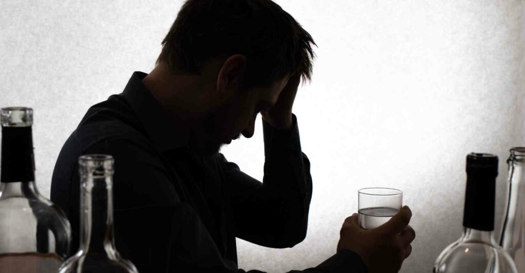 Delirium tremens a ostatní alkopsychózy ALKOHOL DRINK