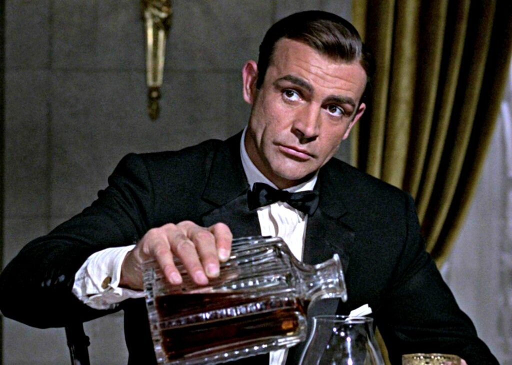 Co pije James Bond? ALKOHOL DRINK